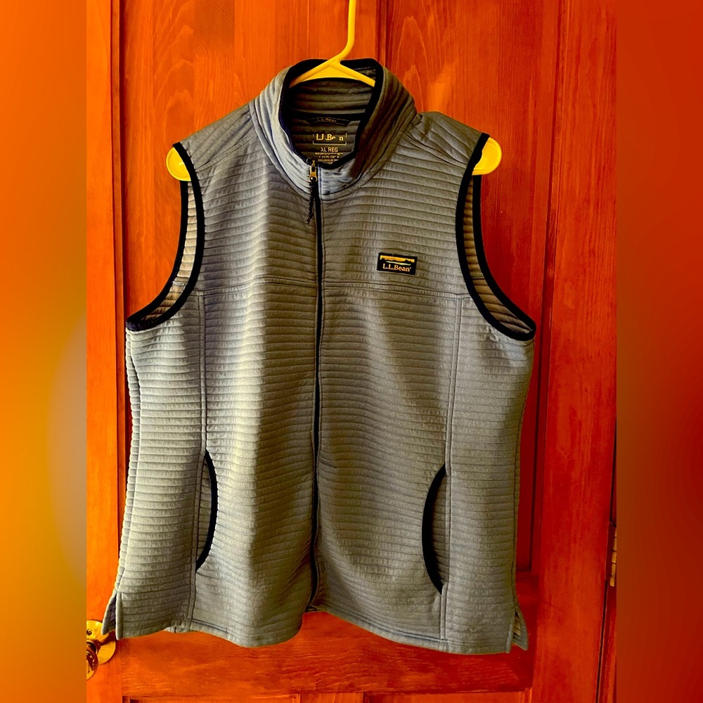 LL Bean Airlight vest XL good used condition.